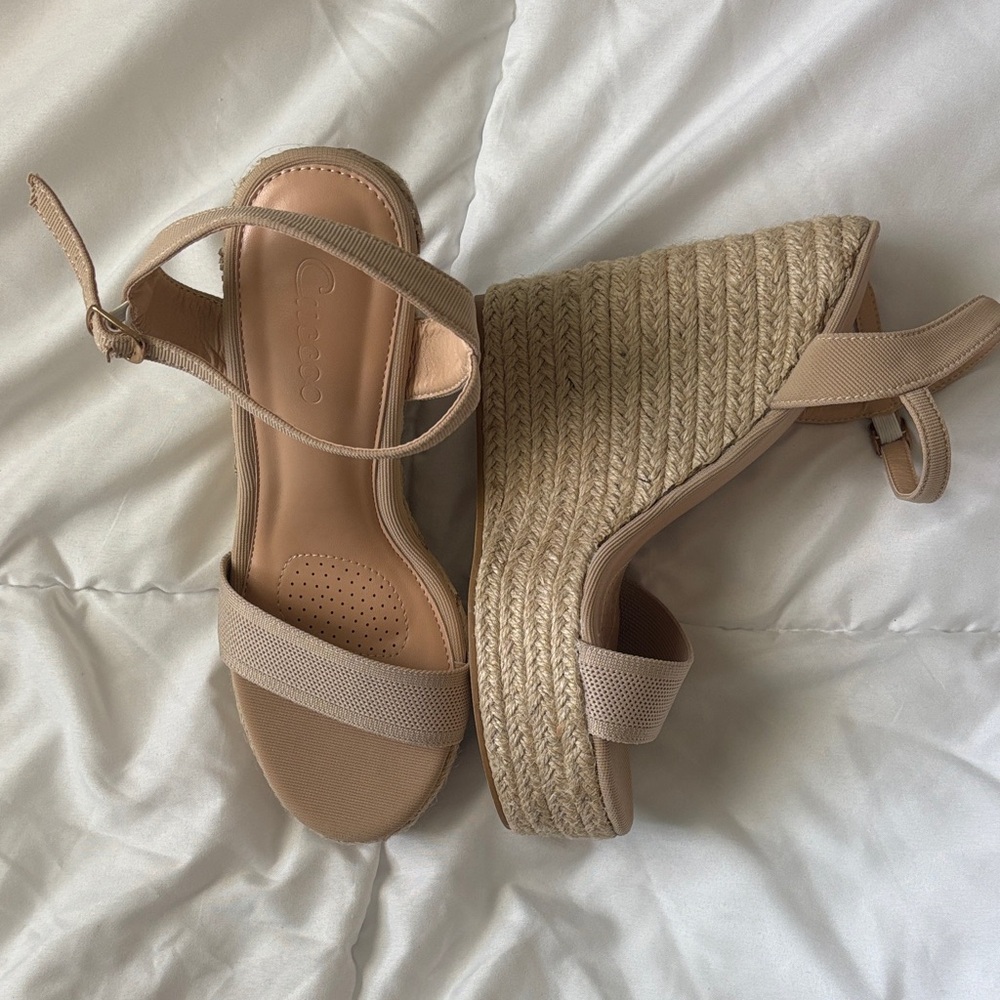 Cuccoo Chic Beige Wedge Sandals